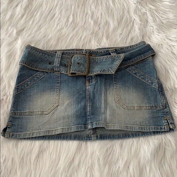 *SOLD* Abercrombie & Fitch Denim Mini Skirt - Picture 1 of 5